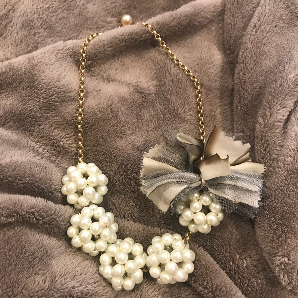 Statement necklace